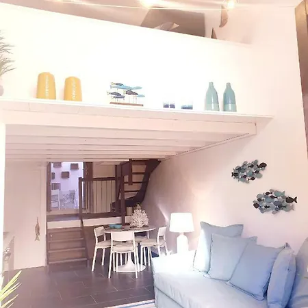 Dimora Montalto,indipendente Con Terrazzo Privato